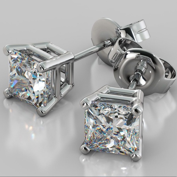 Princess cut diamond stud earrings - Picture 2 of 6